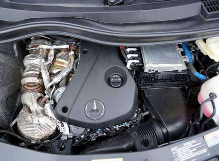 Mercedes-Benz - V-class