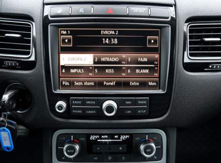 Volkswagen - Touareg