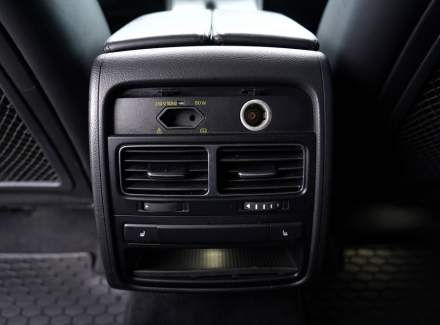 Volkswagen - Touareg