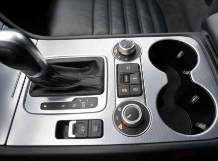 Volkswagen - Touareg