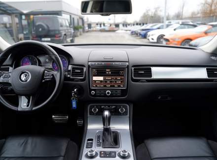 Volkswagen - Touareg