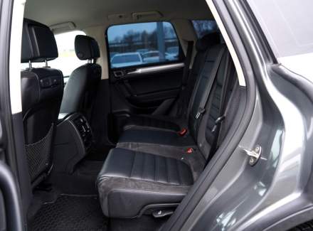 Volkswagen - Touareg