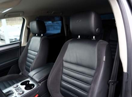 Volkswagen - Touareg