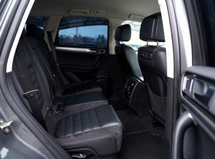 Volkswagen - Touareg