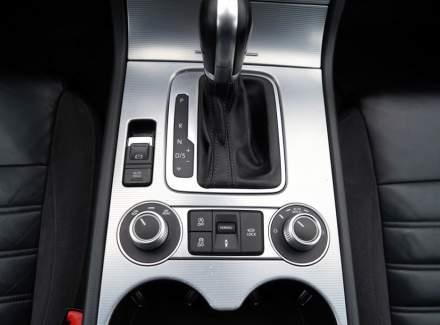 Volkswagen - Touareg