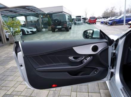 Mercedes-Benz - C-class