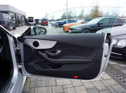 Mercedes-Benz - C-class