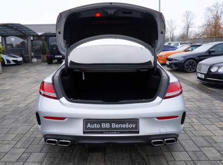 Mercedes-Benz - C-class