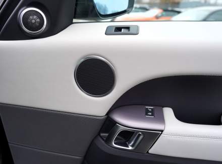 Land Rover - Range Rover Sport