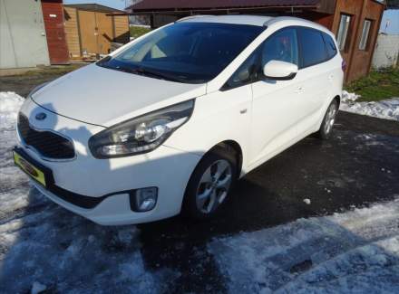 Kia - Carens