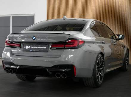 BMW - M5