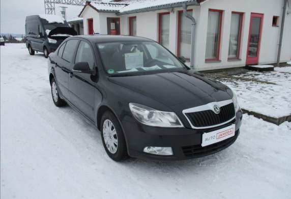 Škoda - Octavia