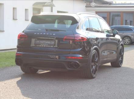 Porsche - Cayenne