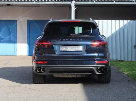 Porsche - Cayenne