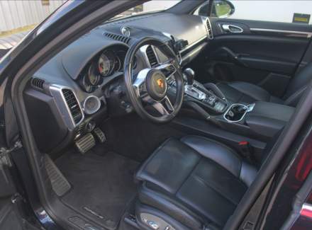 Porsche - Cayenne