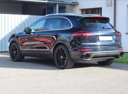 Porsche - Cayenne