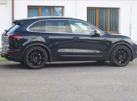 Porsche - Cayenne