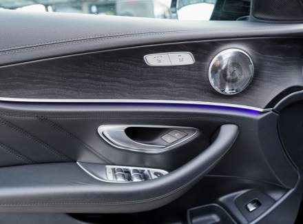 Mercedes-Benz - E-class