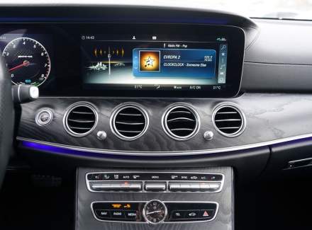 Mercedes-Benz - E-class