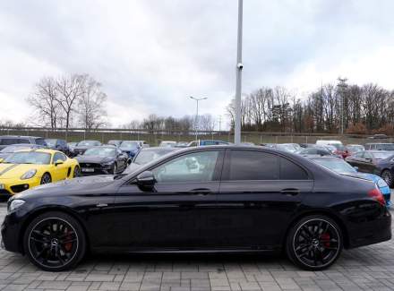 Mercedes-Benz - E-class