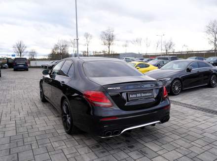 Mercedes-Benz - E-class