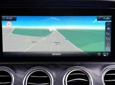 Mercedes-Benz - E-class