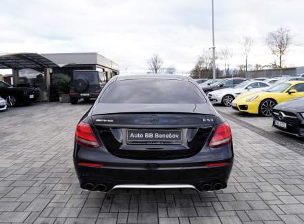 Mercedes-Benz - E-class