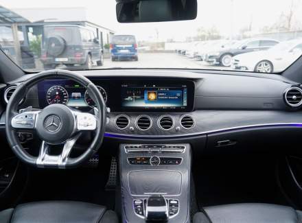 Mercedes-Benz - E-class