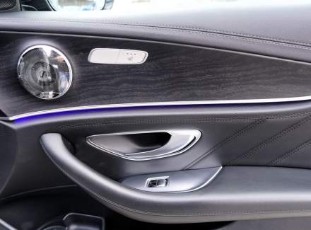 Mercedes-Benz - E-class