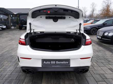 Mercedes-Benz - E-class