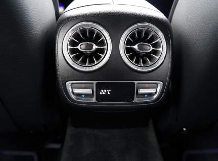 Mercedes-Benz - E-class