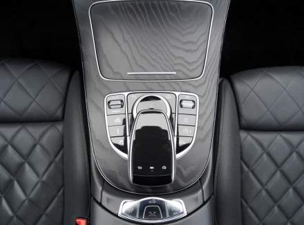 Mercedes-Benz - E-class