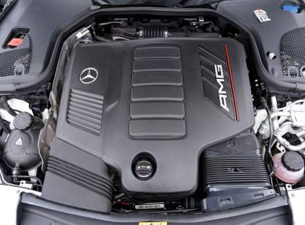 Mercedes-Benz - E-class