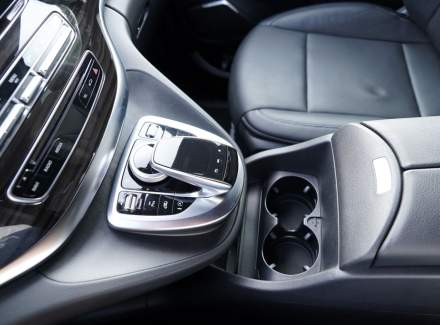 Mercedes-Benz - V-class