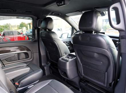 Mercedes-Benz - V-class