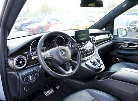 Mercedes-Benz - V-class