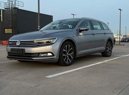 Volkswagen - Passat