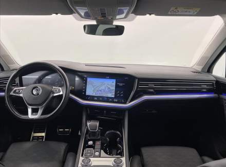 Volkswagen - Touareg