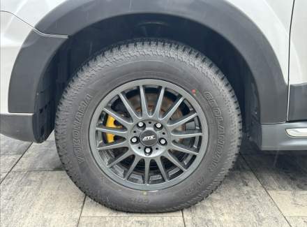 Mitsubishi - Outlander