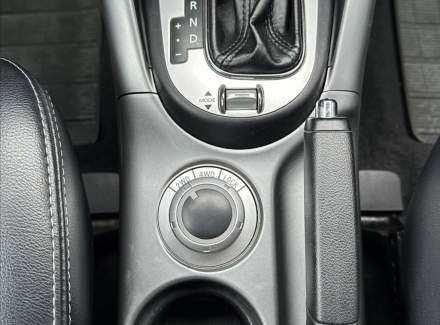 Mitsubishi - Outlander