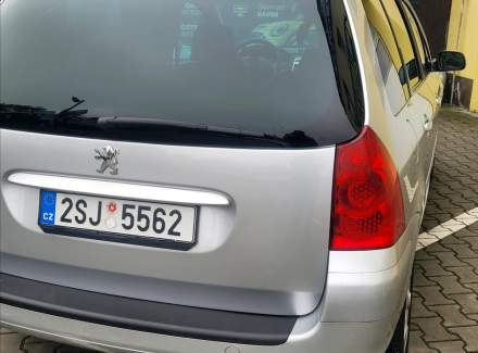 Peugeot - 307