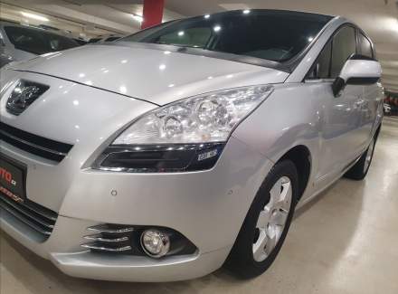 Peugeot - 5008