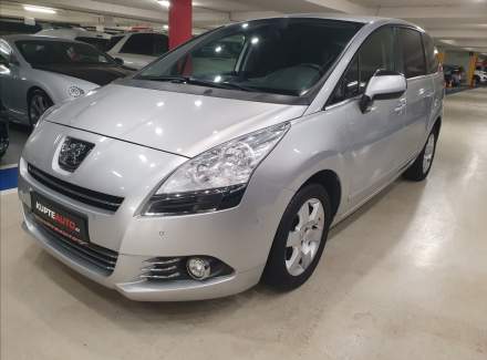 Peugeot - 5008
