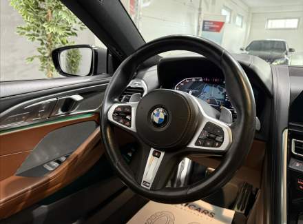 BMW - 8er