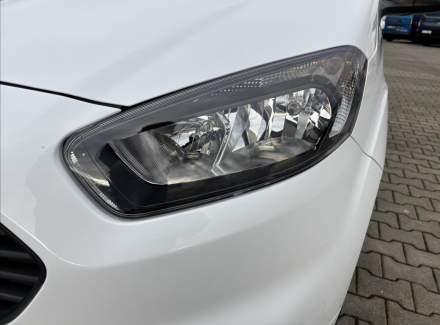 Ford - Tourneo Courier