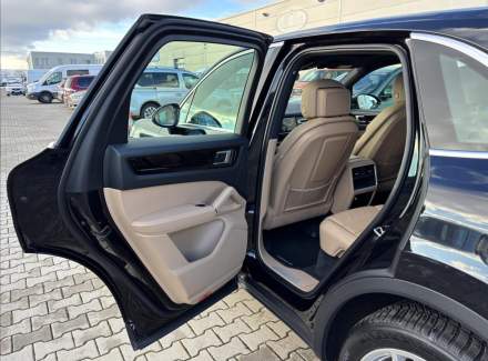 Porsche - Cayenne