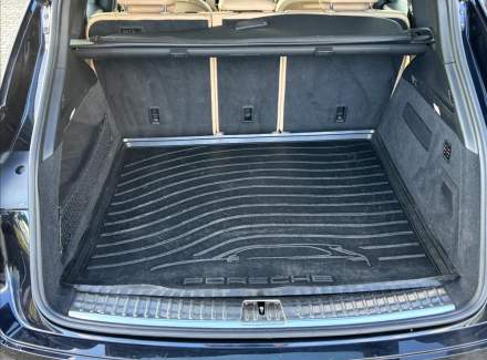 Porsche - Cayenne