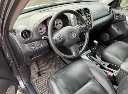 Toyota - RAV 4