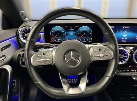 Mercedes-Benz - CLA