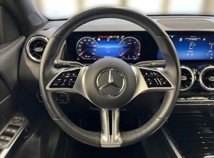 Mercedes-Benz - GLB